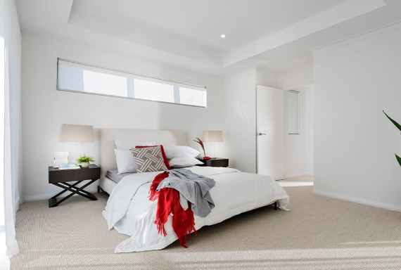 Роликовые оттенки для коротких широких окон